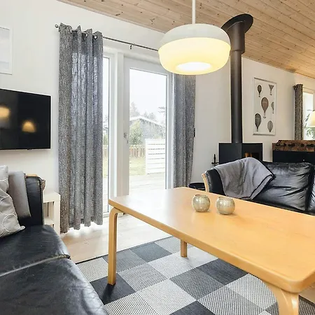 12 Person In Rodby-by Traum * Rødby