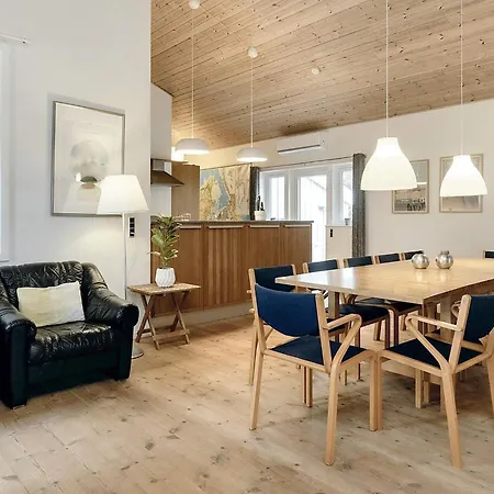 12 Person In Rodby-by Traum Сasa de vacaciones Rødby
