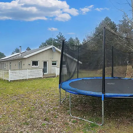 Сasa de vacaciones 12 Person In Rodby-by Traum *