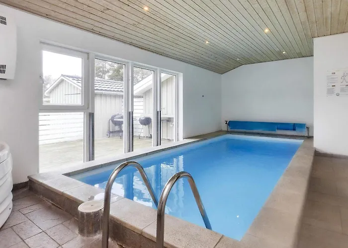 Holiday home 12 Person In Rodby-by Traum